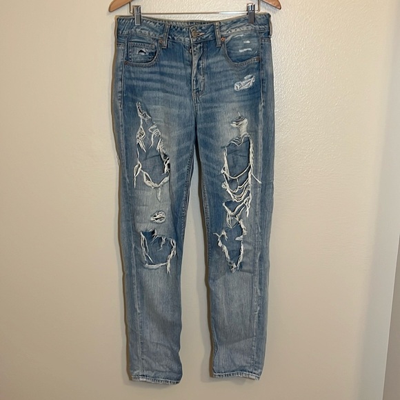 American Eagle Outfitters Denim - American Eagle Outfitters Tomgirl Button Fly Cotton Distressed Jeans